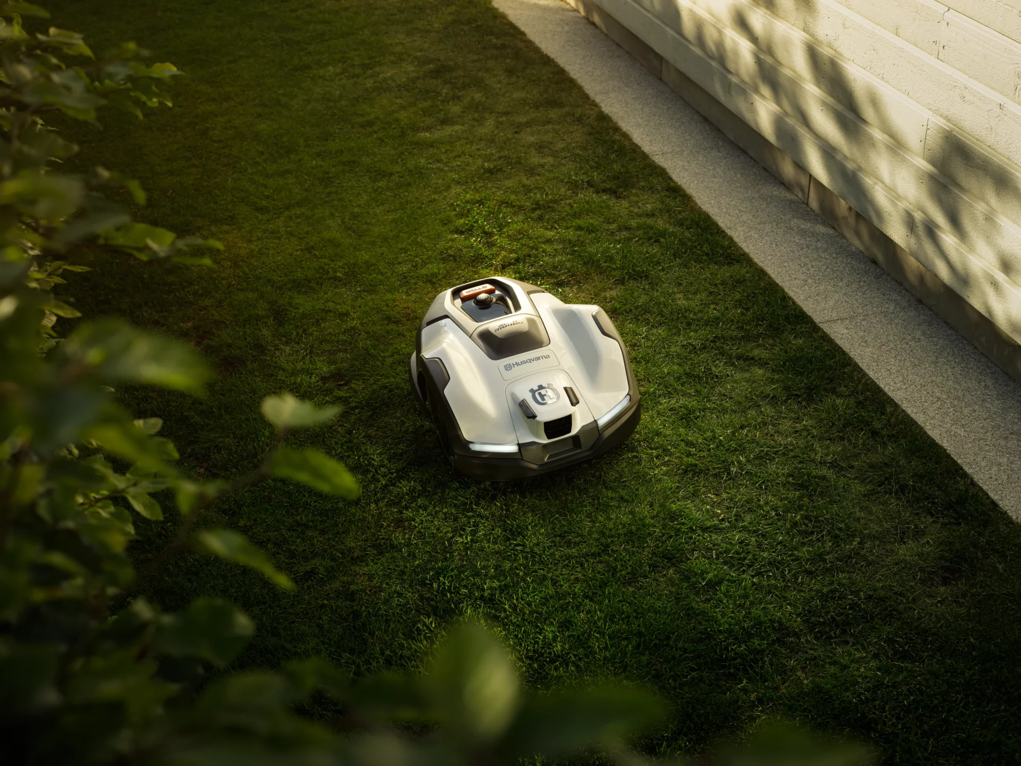 Robot de tonte - AM 405VE HUSQVARNA